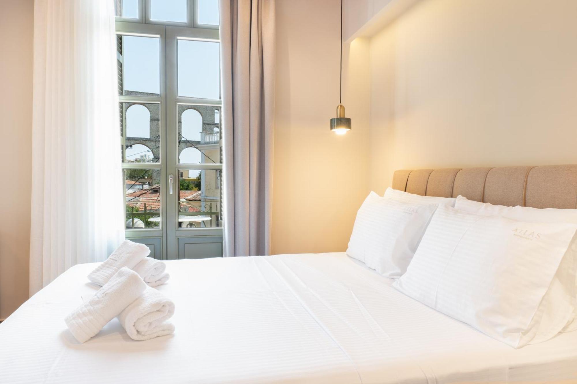Atlas Boutique Suites Kavala Bagian luar foto