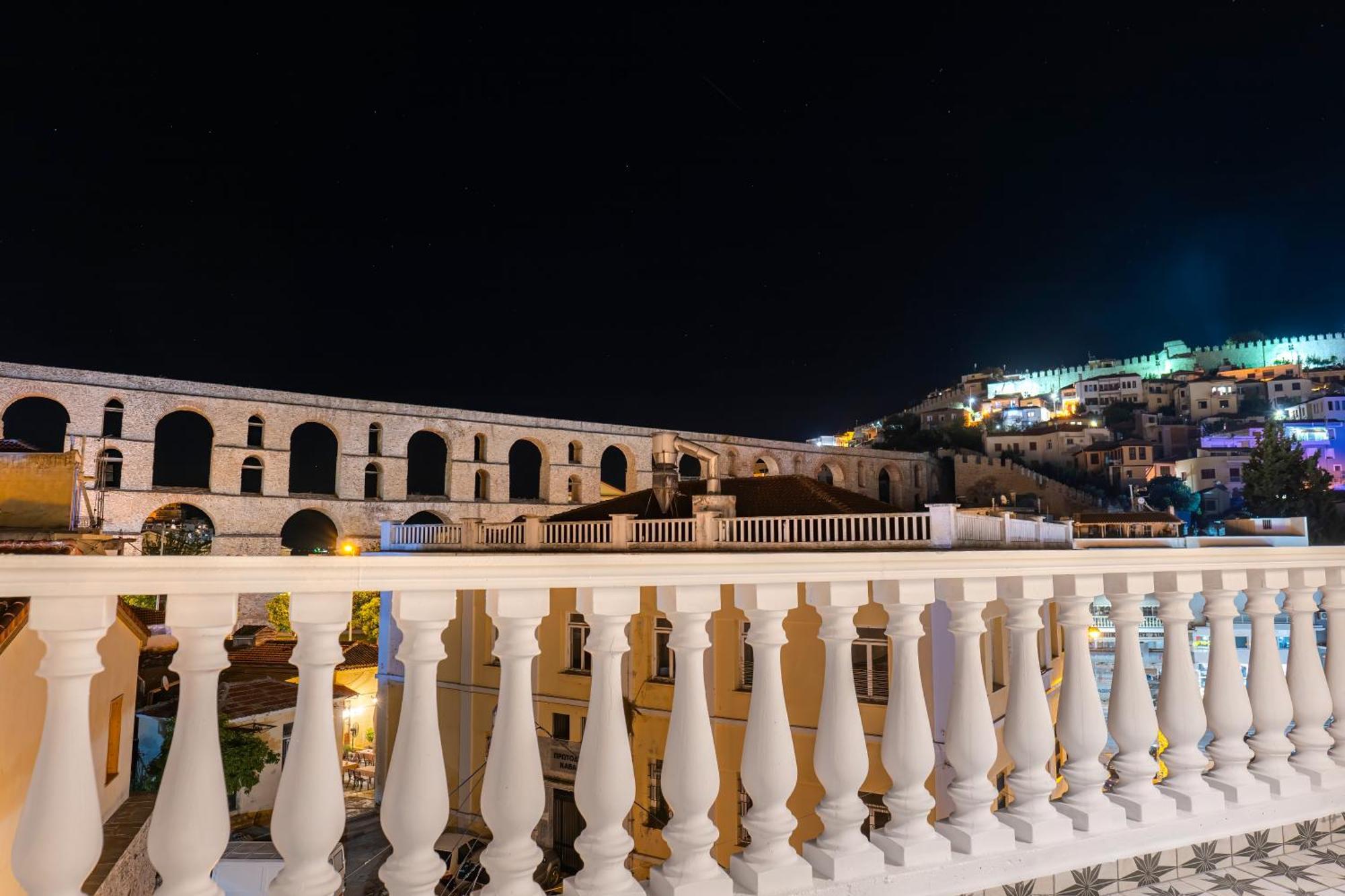 Atlas Boutique Suites Kavala Bagian luar foto