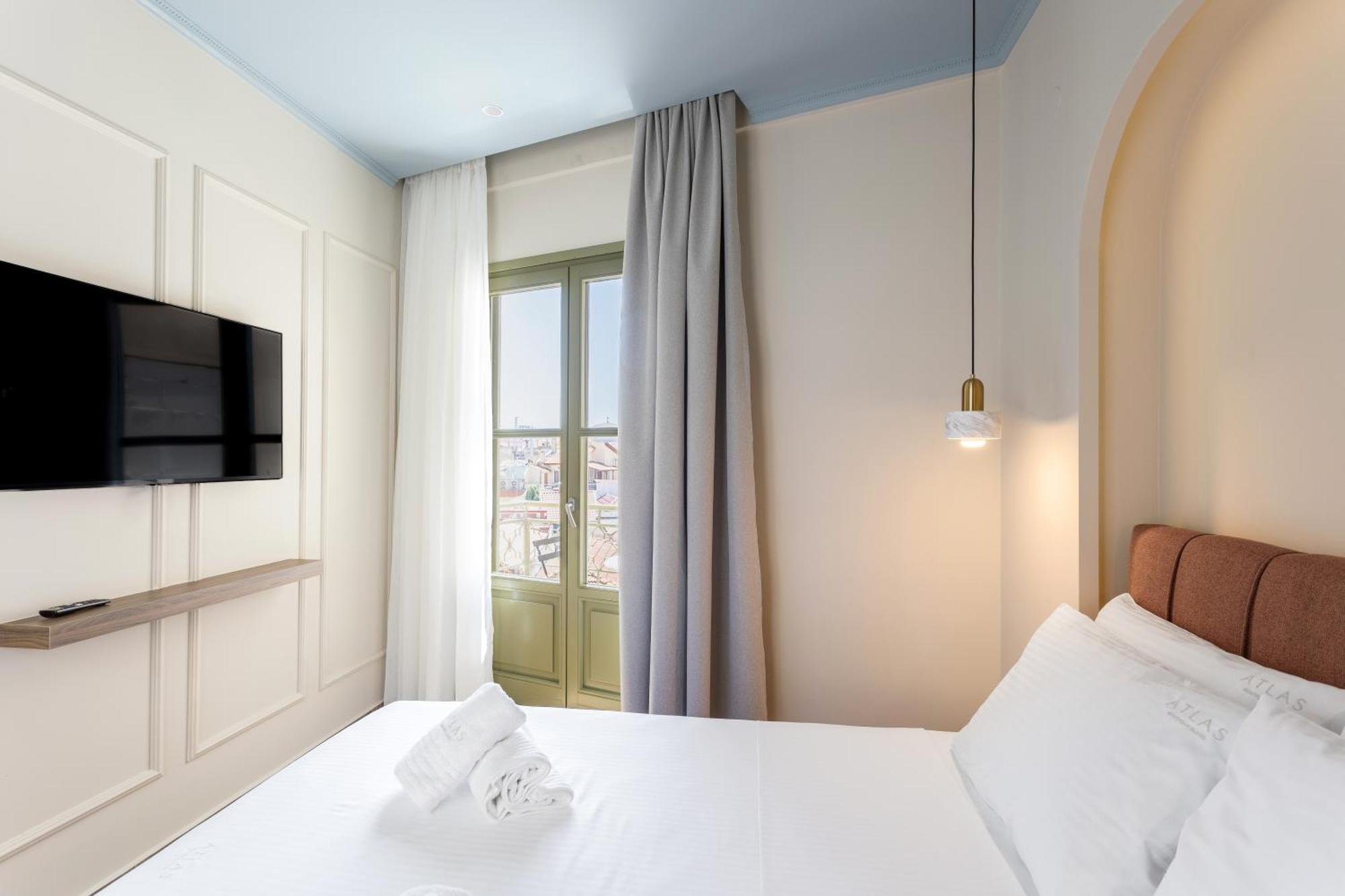 Atlas Boutique Suites Kavala Bagian luar foto