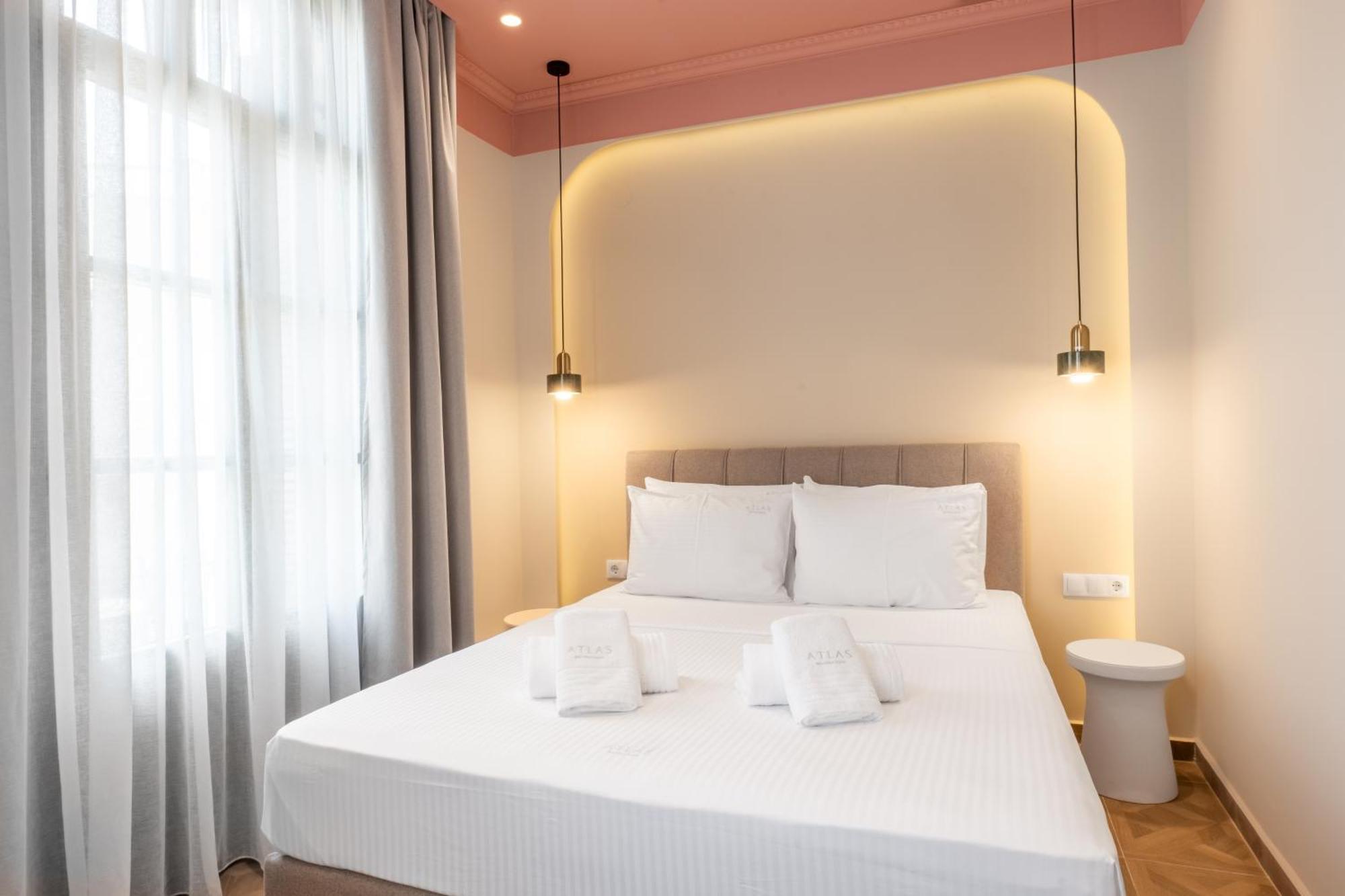 Atlas Boutique Suites Kavala Bagian luar foto