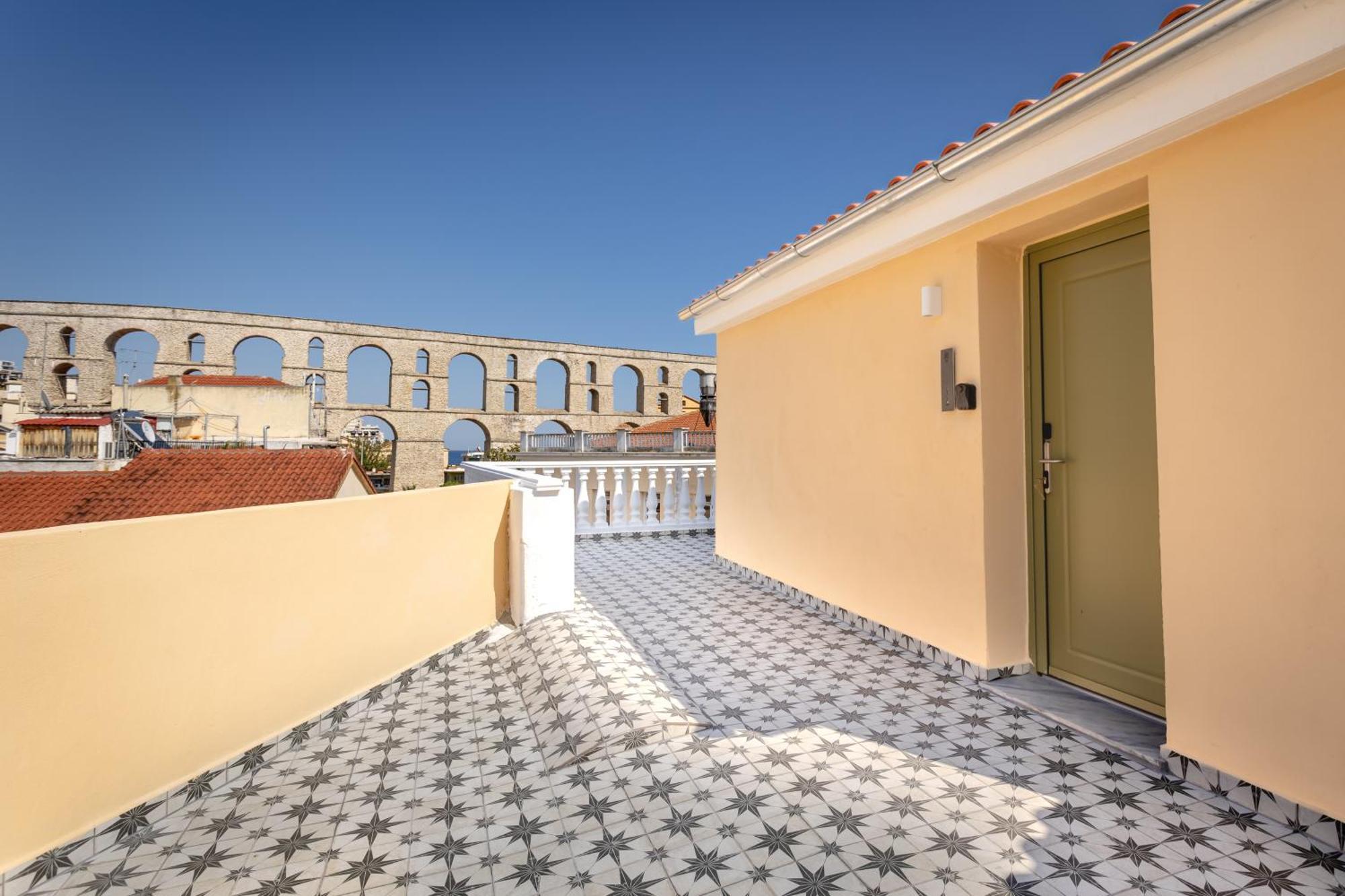 Atlas Boutique Suites Kavala Bagian luar foto